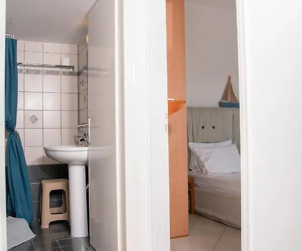 Kanellis Apartament *